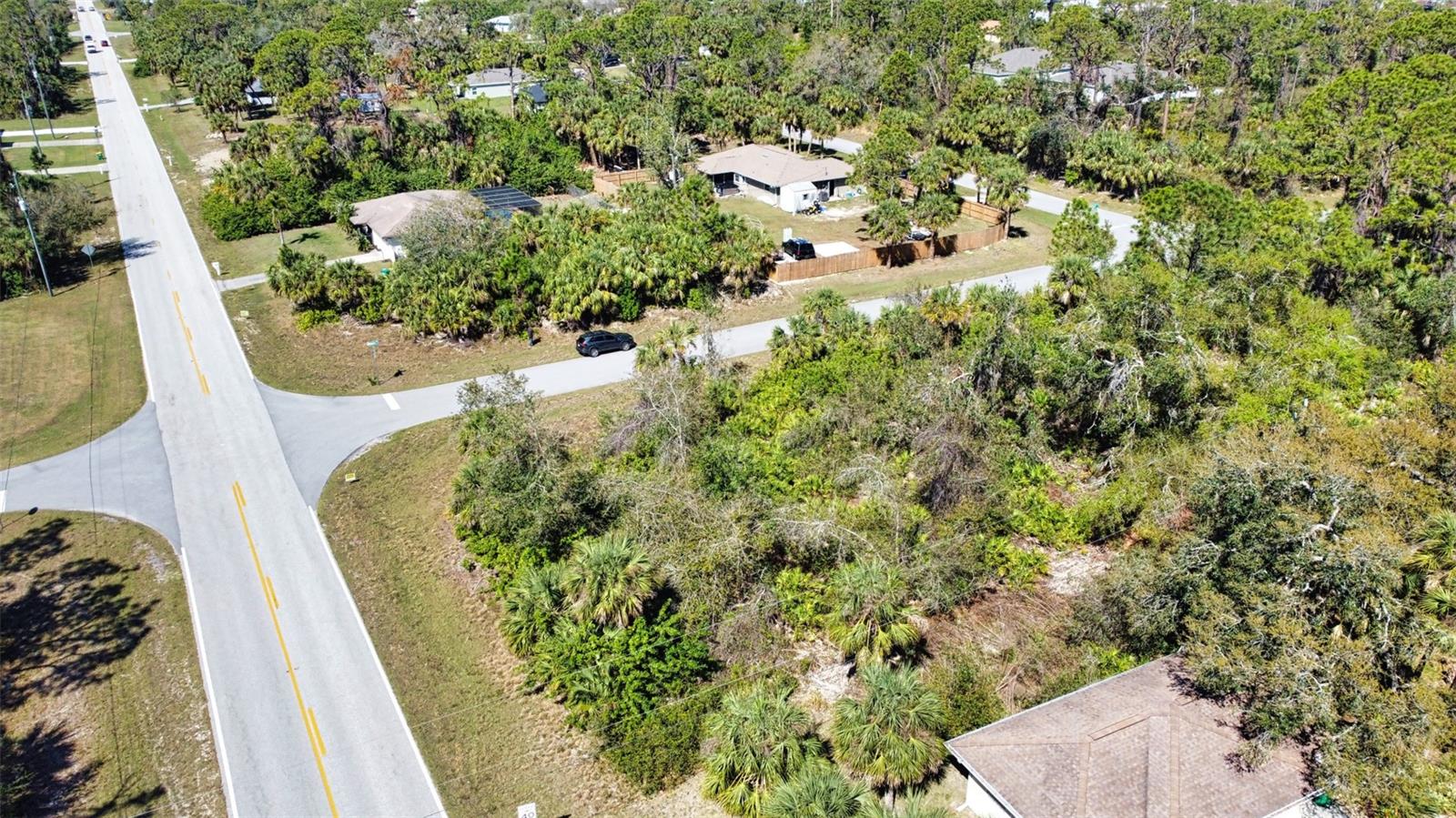 14526 Chamberlain Blvd Property Photo 5