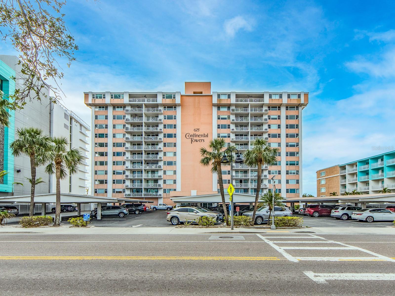675 S Gulfview Blvd #902 Property Photo