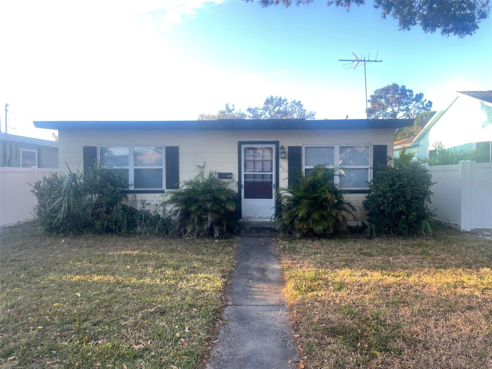 1412 35th Ave N Property Photo