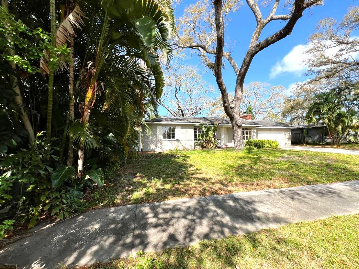 302 Casler Ave Property Photo