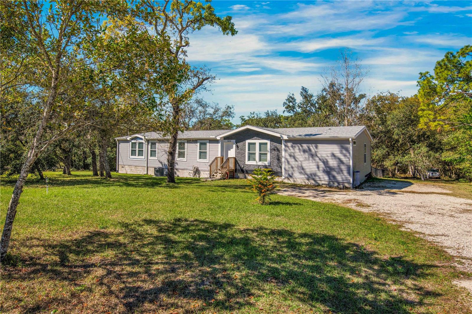 6111 Cartwrite Rd Property Photo