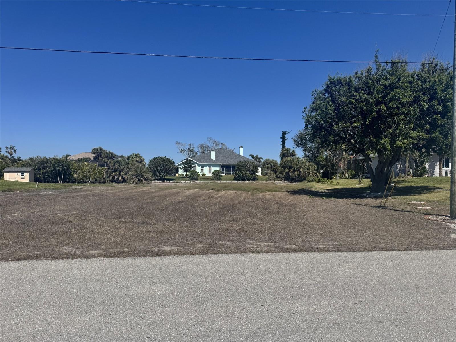 350 Anchor Row Property Photo 2