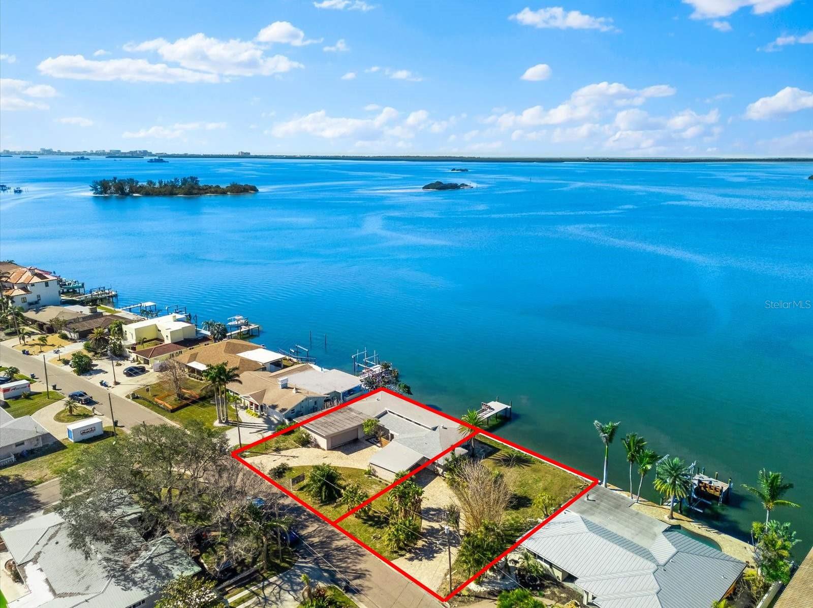 2210 Harbor View Dr Property Photo 1