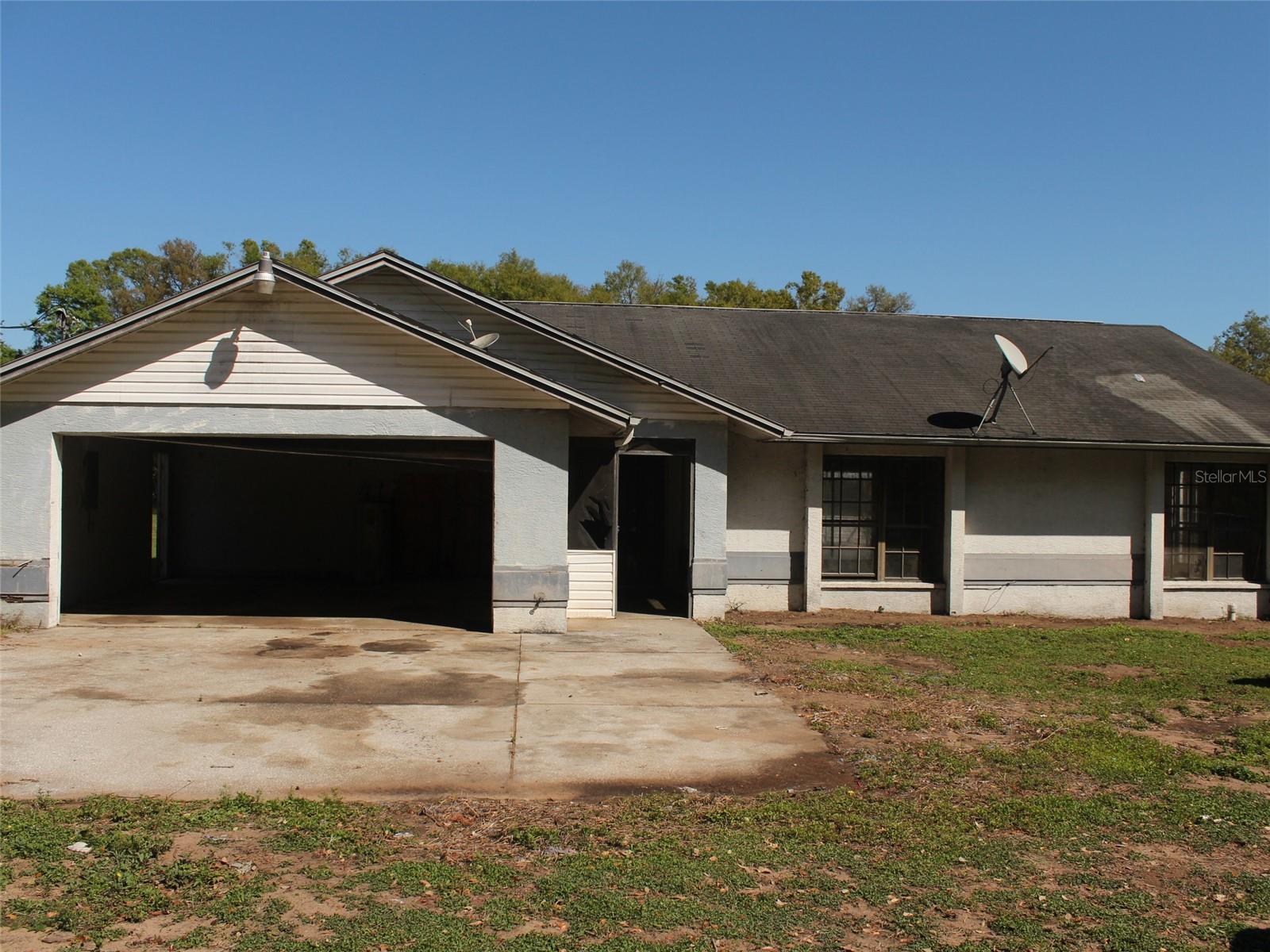 41305 Dykas Ln Property Photo