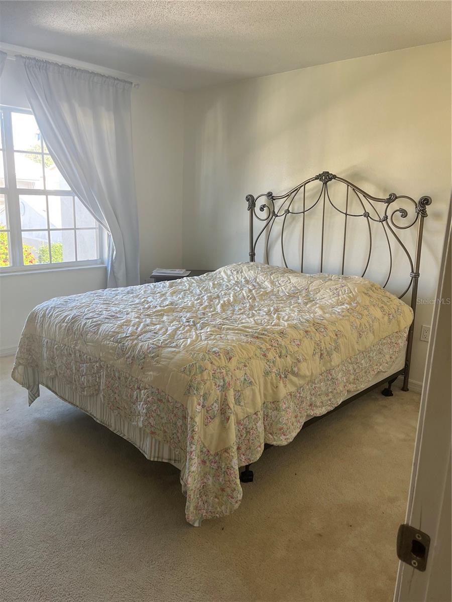 689 Lake Howard Dr Nw #1e Property Photo 7