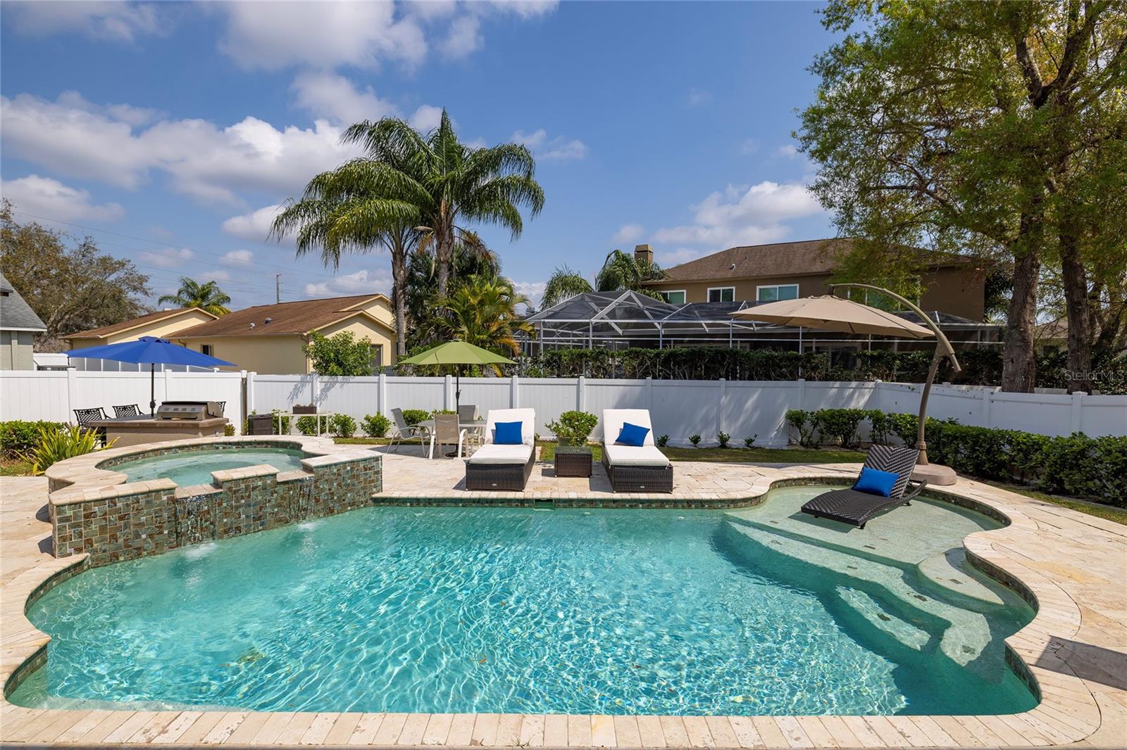 4859 Augusta Ave Property Photo 2