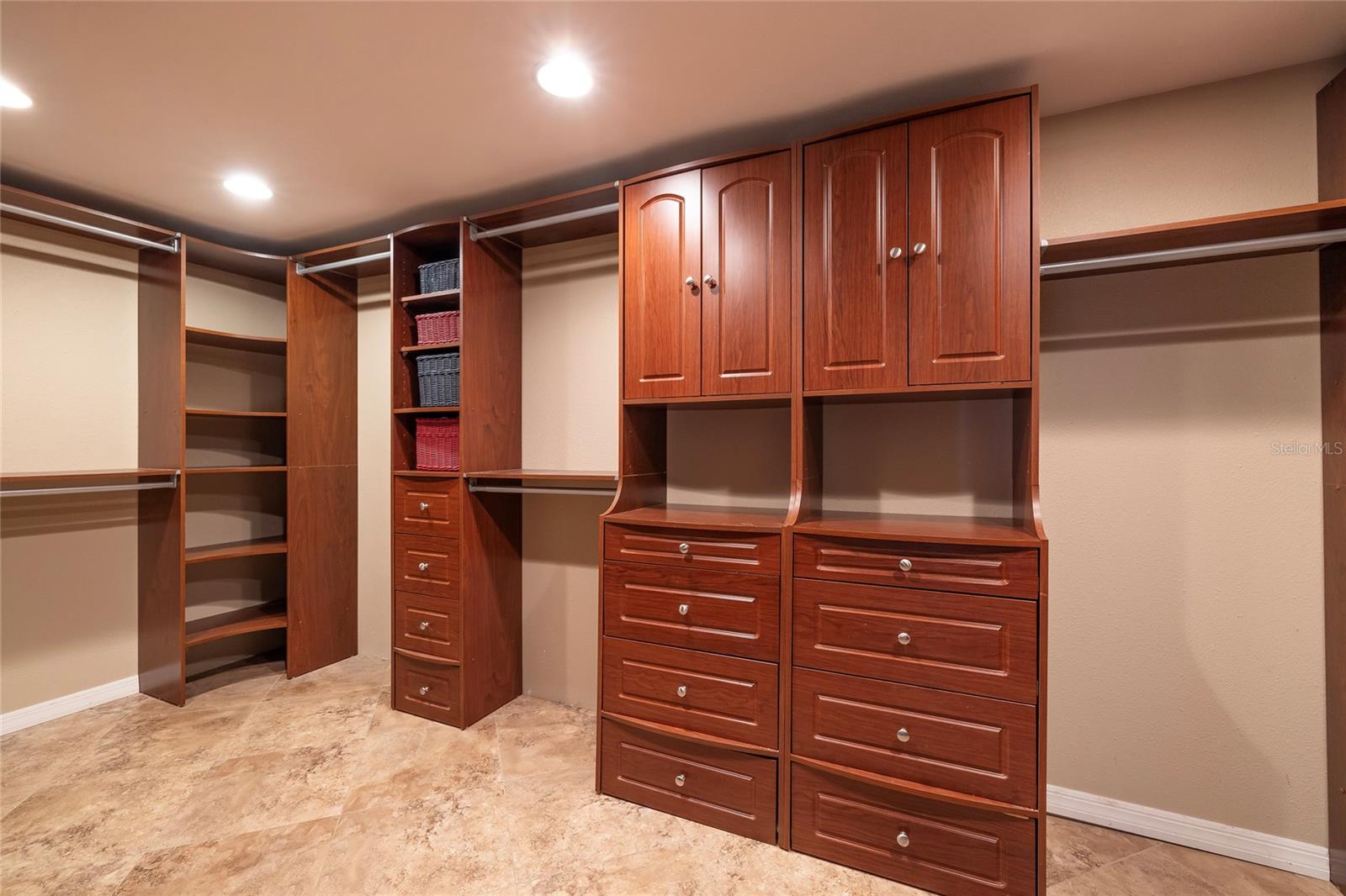 4859 Augusta Ave Property Photo 24