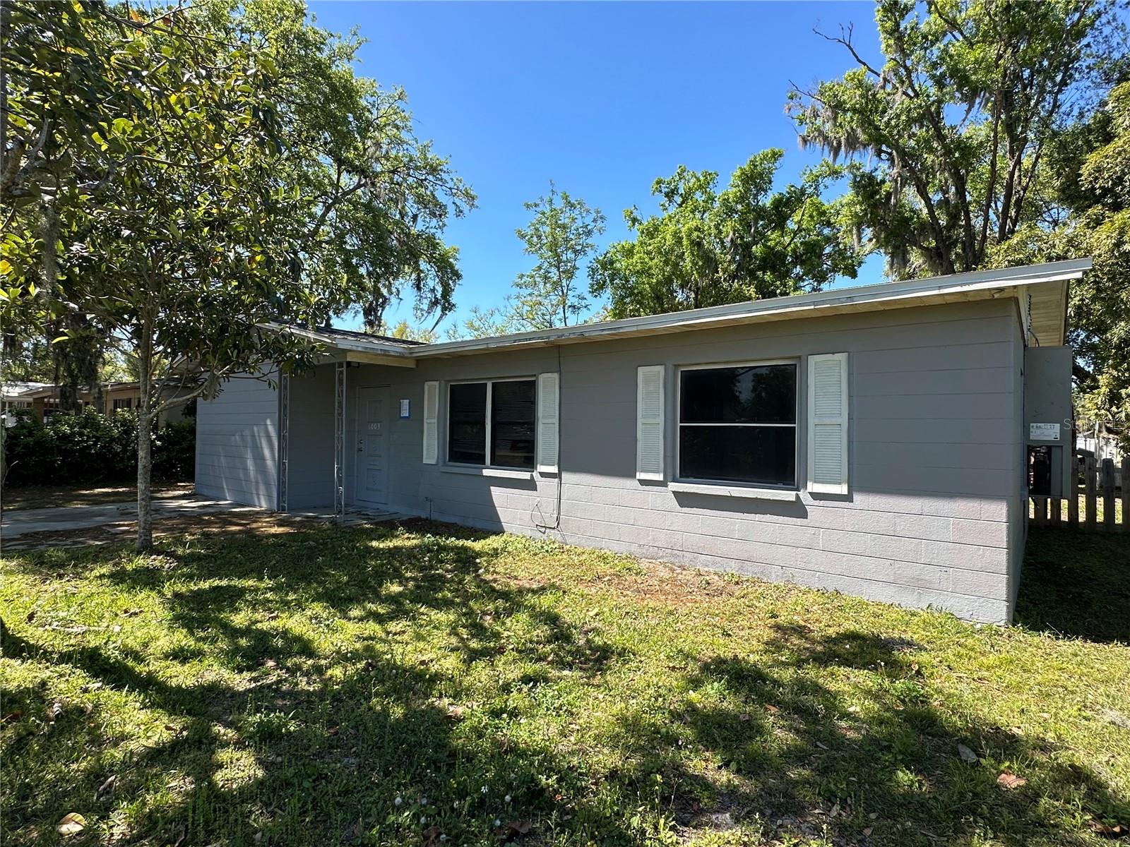1003 N Bracewell Dr Property Photo