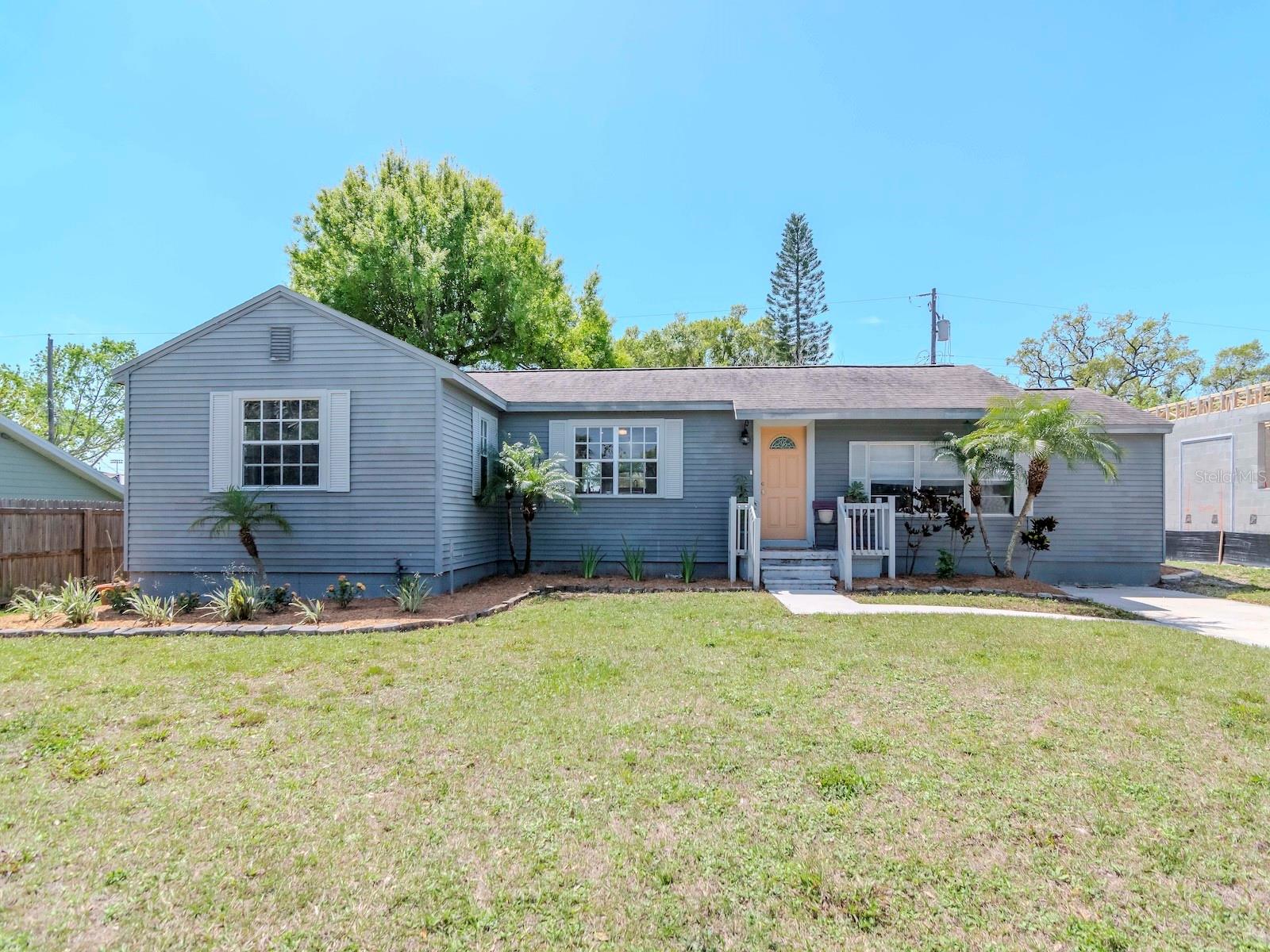 1528 W RIVER SHORE WAY Picture