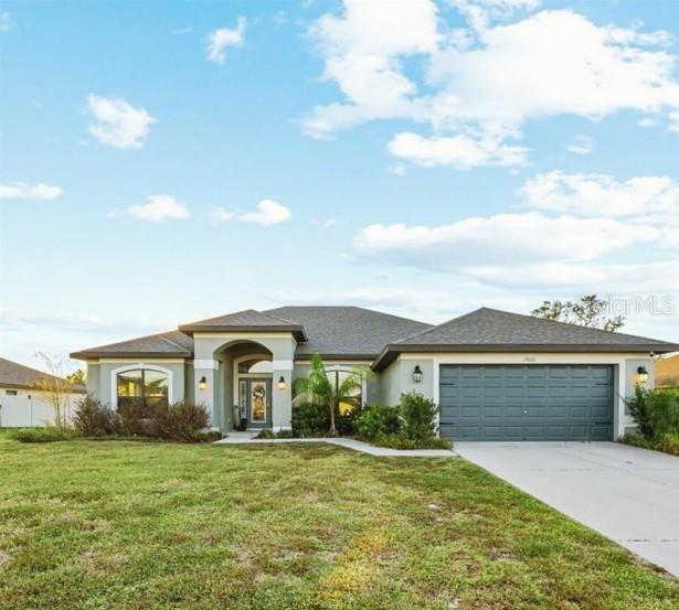 13061 Summerfield Way Property Photo