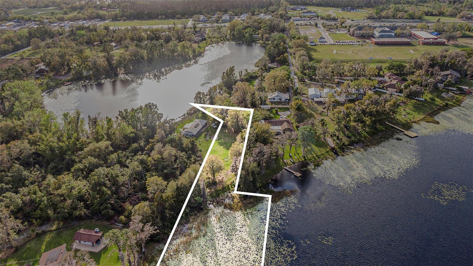 Lakeside Rd Property Photo 2