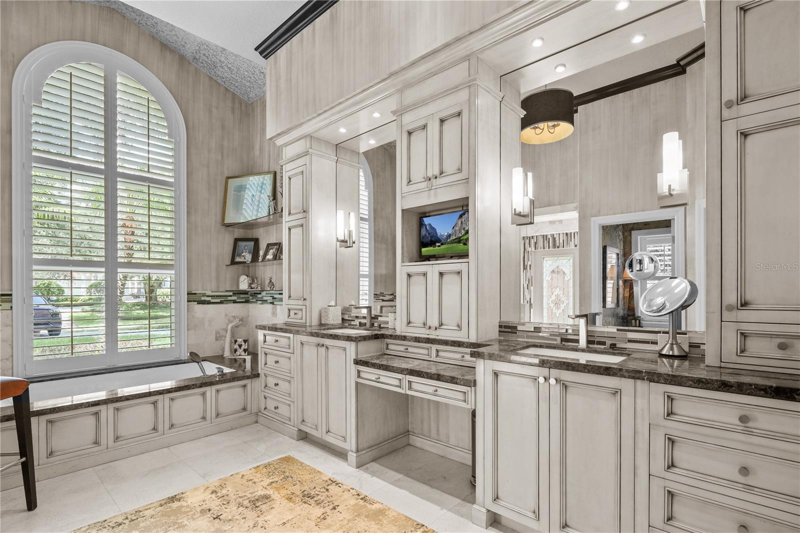 16211 Villarreal De Avila Property Photo 44