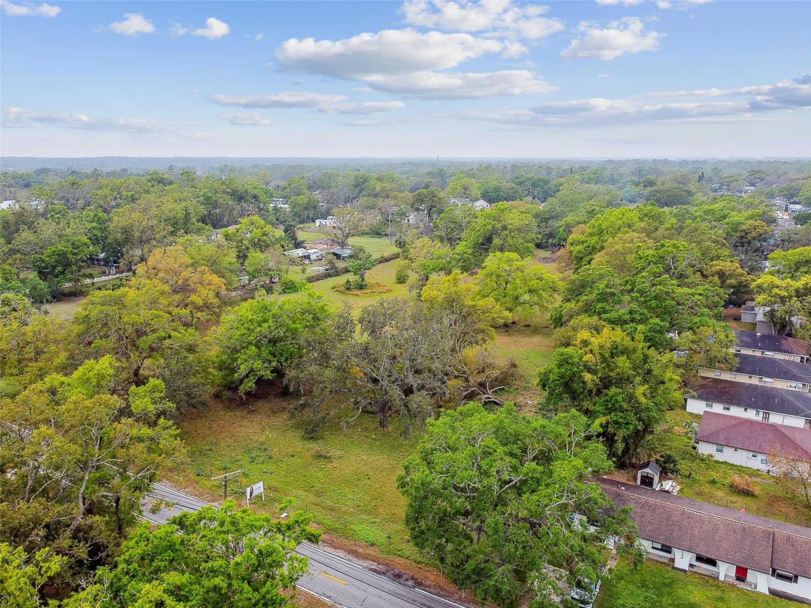 S Taylor Rd Property Photo 18