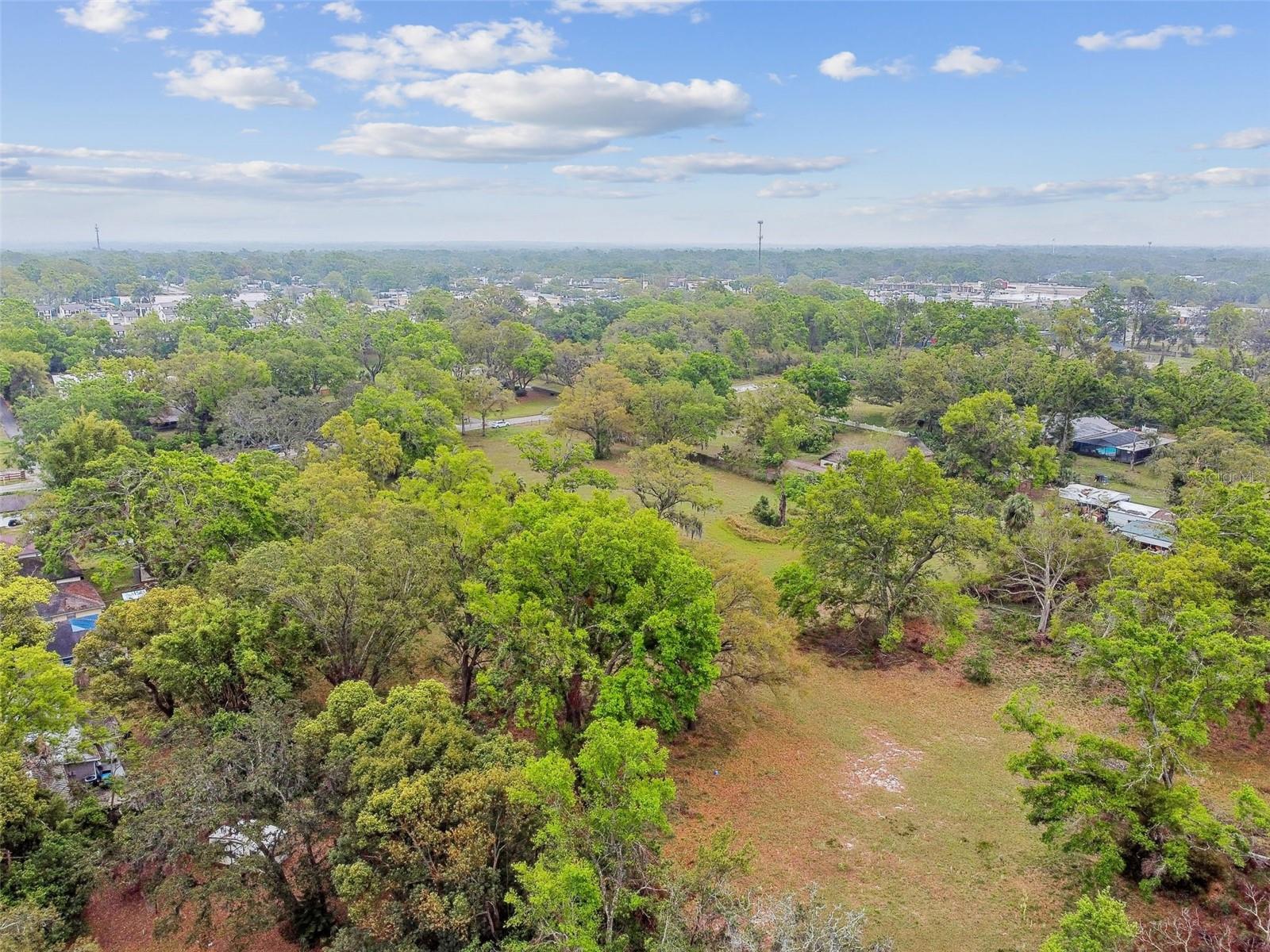 S Taylor Rd Property Photo 21