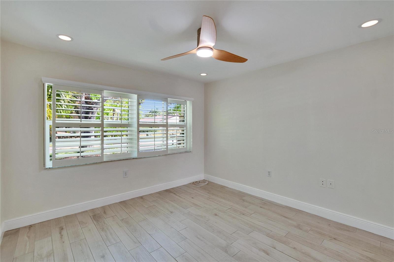 370 S Woodlands Dr Property Photo 42