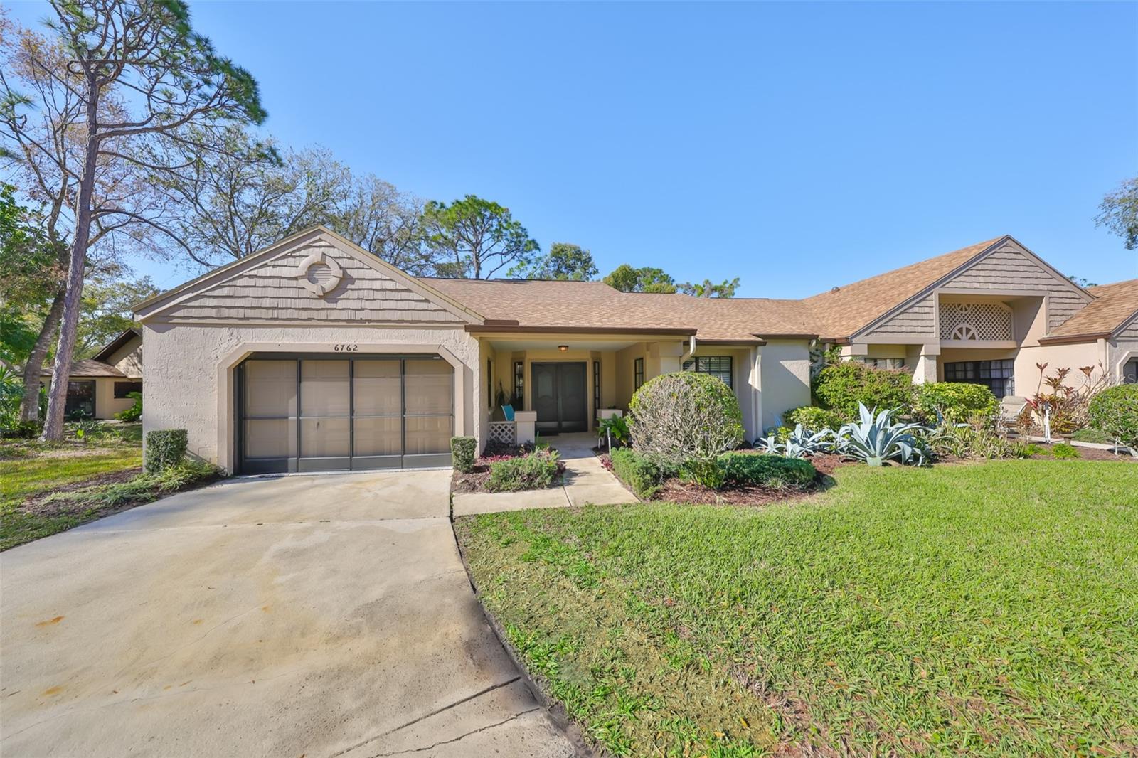 6762 Pearleaf Ct Property Photo
