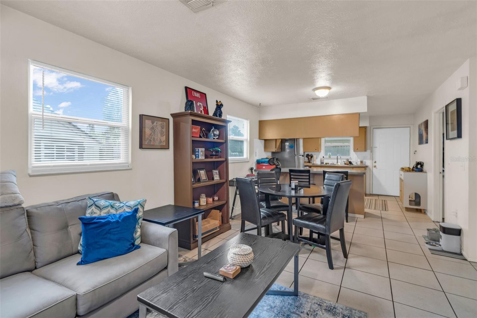 5435 Beach St Property Photo 22