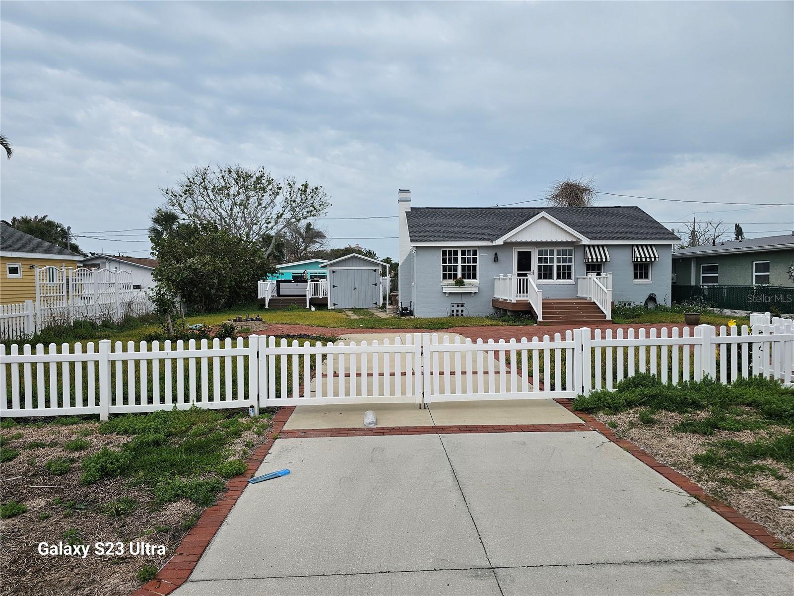 13150 Boca Ciega Ave Property Photo