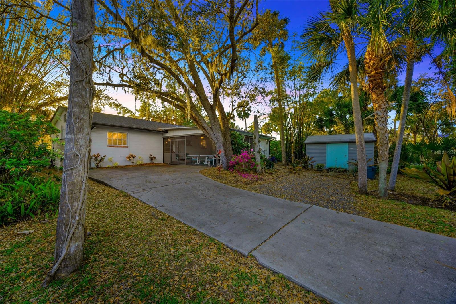 5708 River Ter Property Photo 1