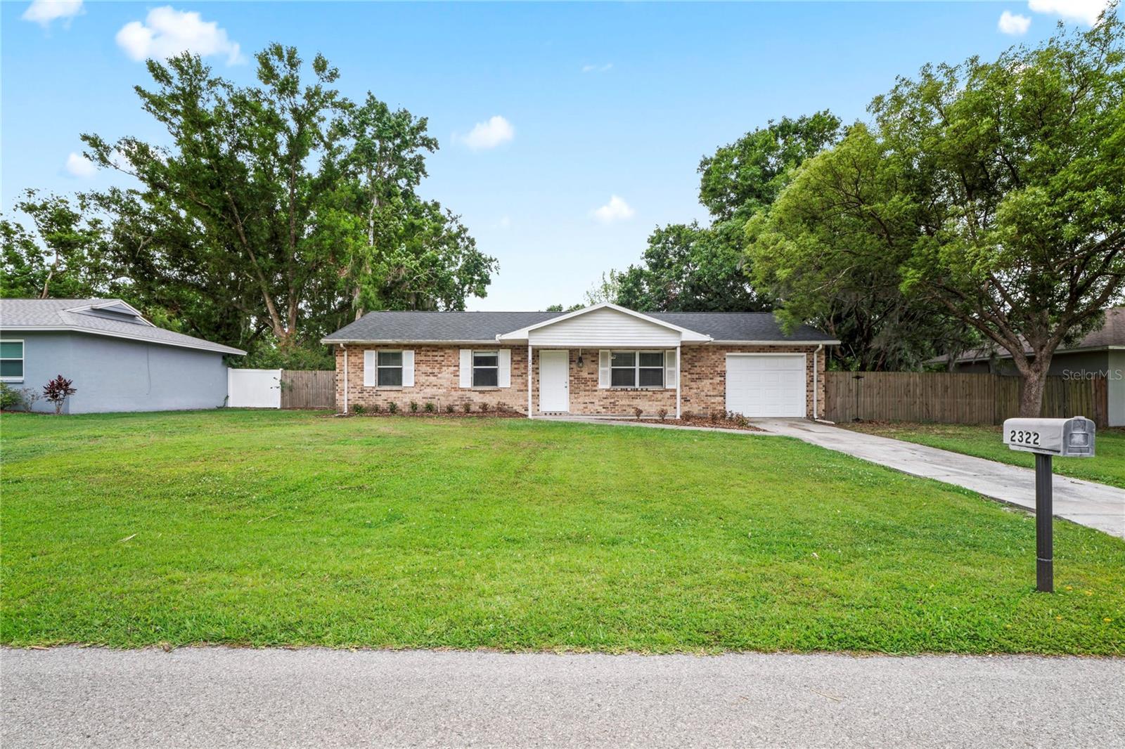2322 Northview Dr Property Photo