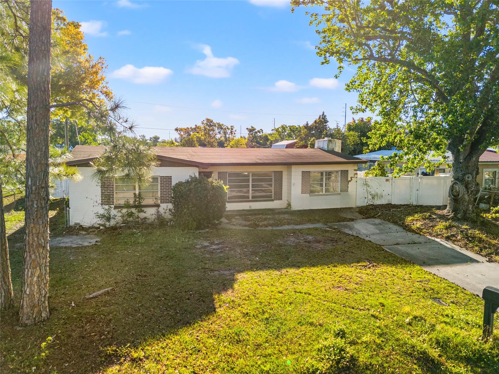 7811 Egypt Lake Dr Property Photo