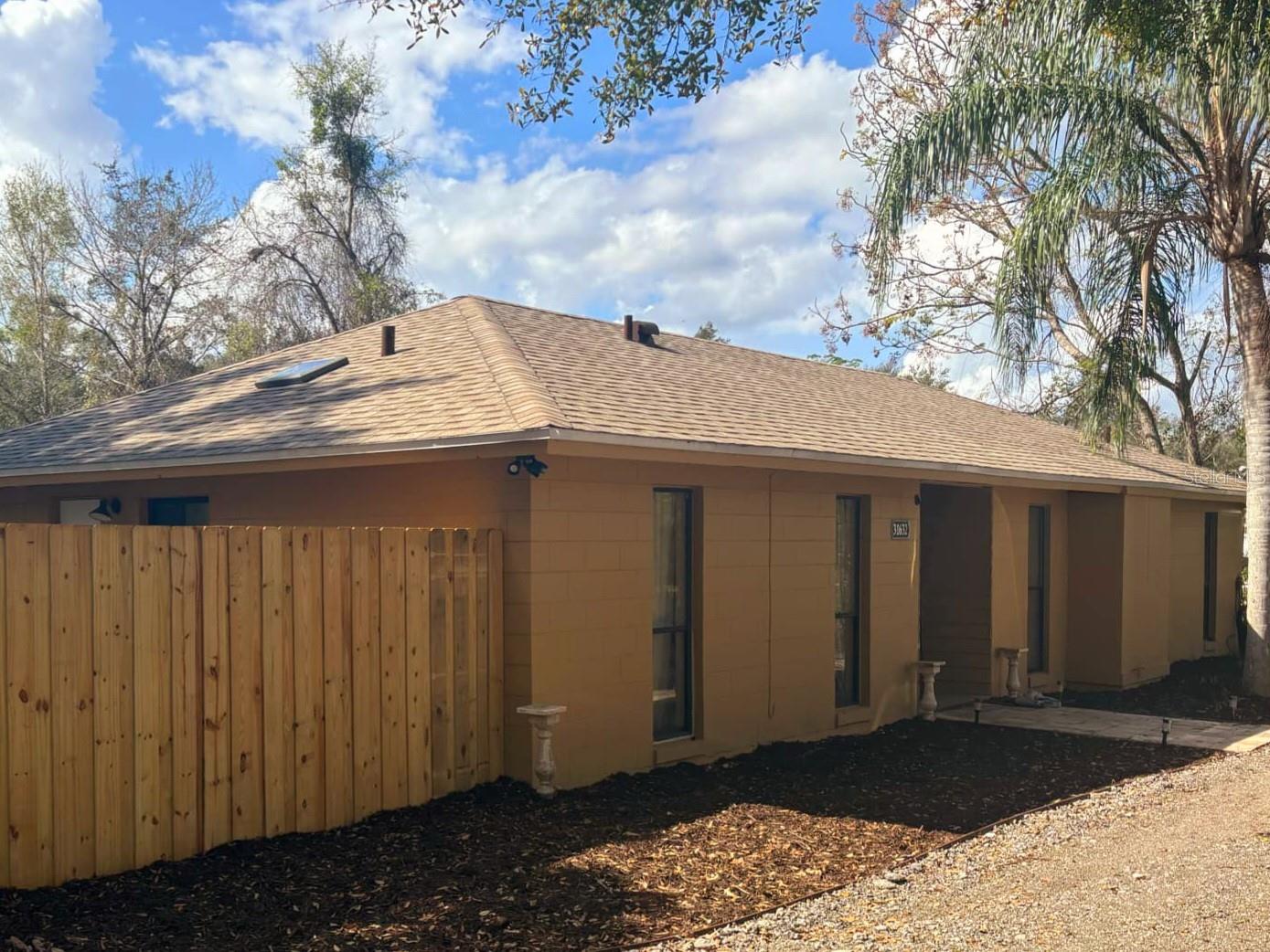 31632 Spruce Dr Property Photo