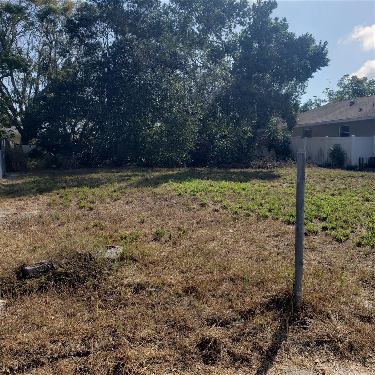 Virginia Ave Property Photo 3