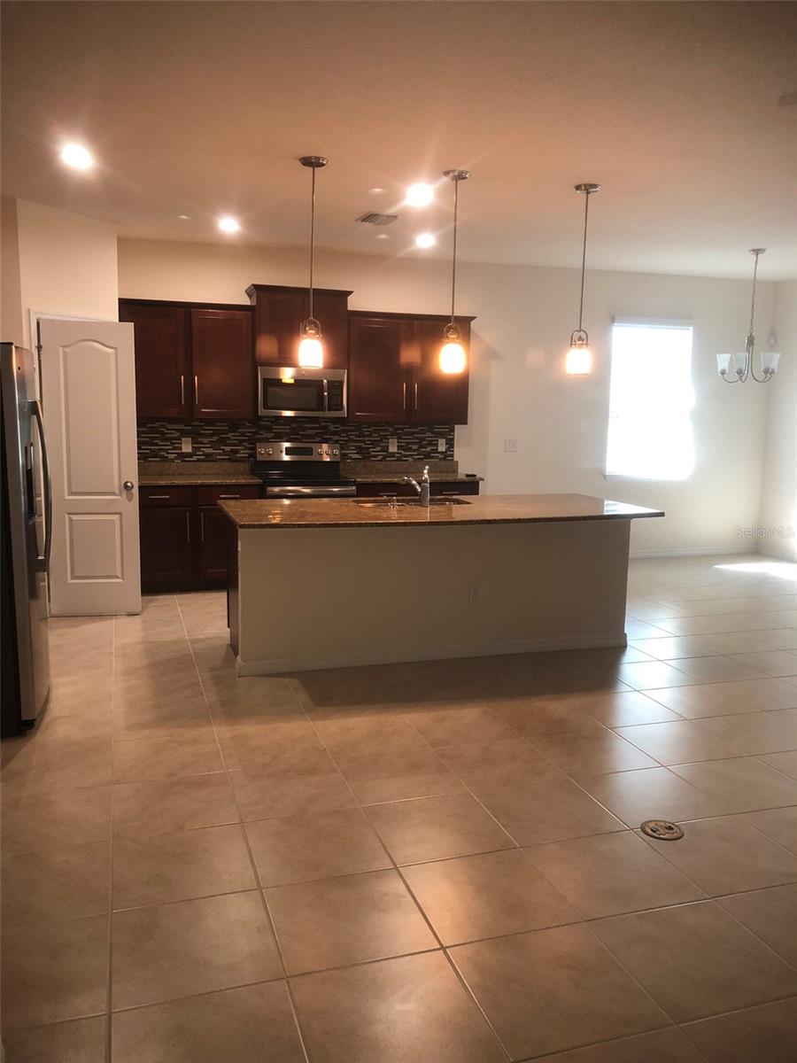 10434 Scenic Hollow Dr Property Photo 1