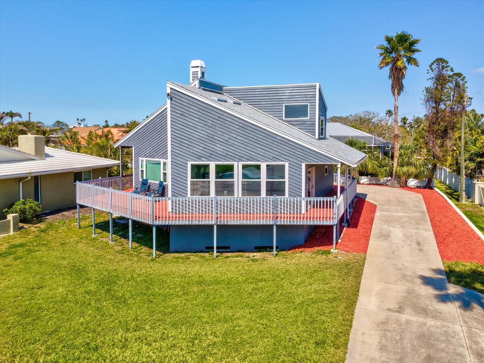 115 16th St Property Photo