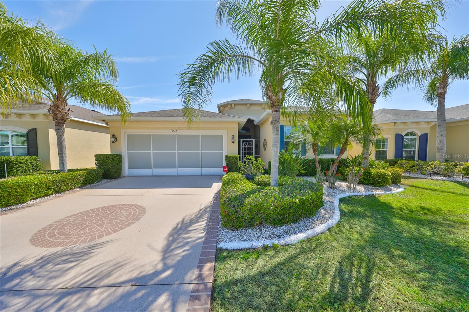 1647 Emerald Dunes Dr Property Photo