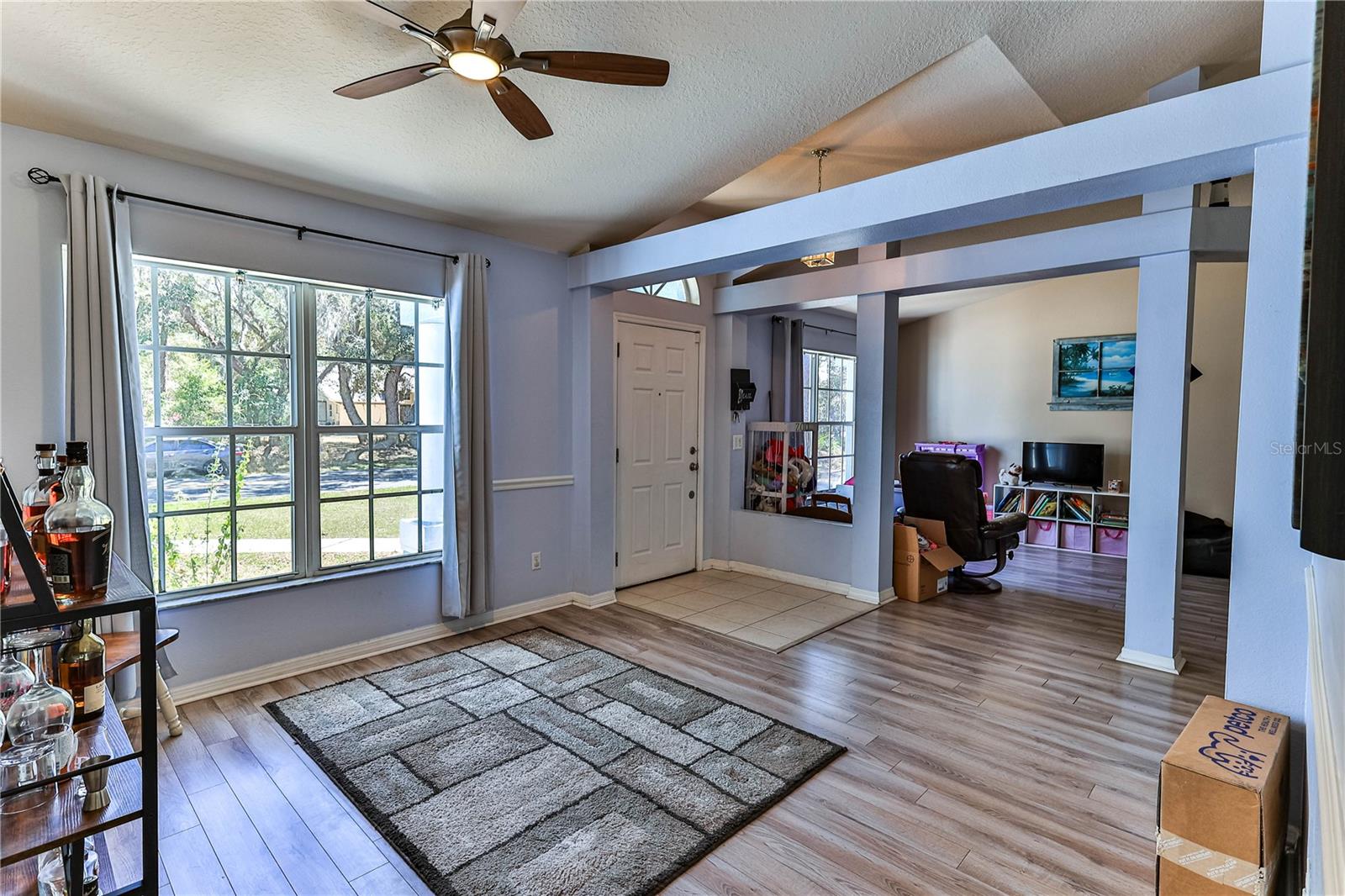 10 Greentree St Property Photo 2