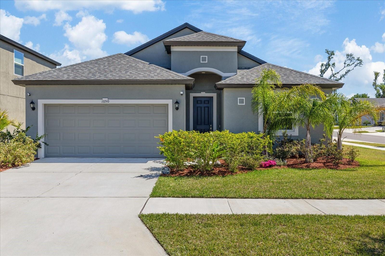 1050 DAVIS HEATHER CIR Property Photo 1