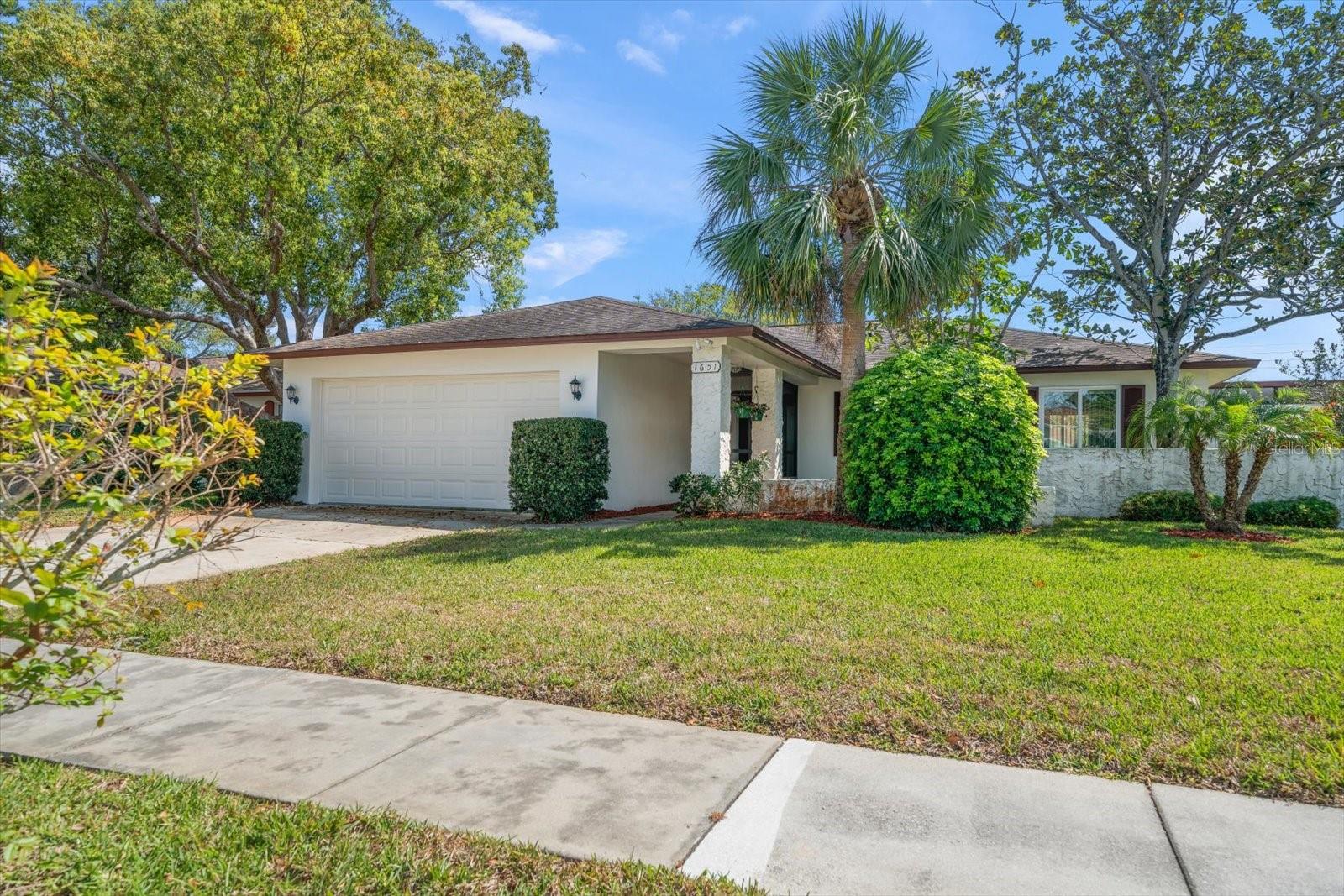 1651 Summit Way Property Photo