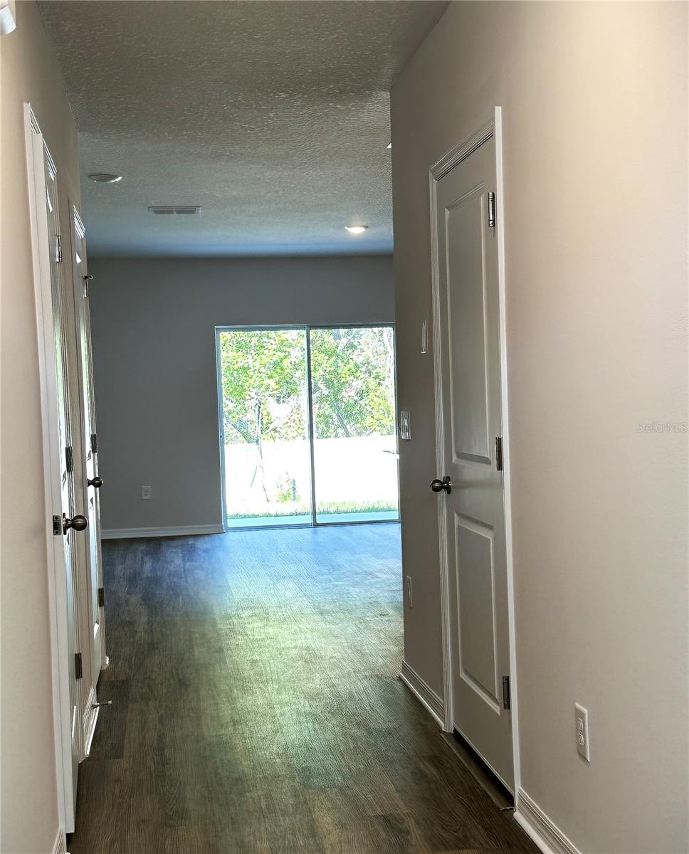 4649 Pleasant Ave Property Photo 10