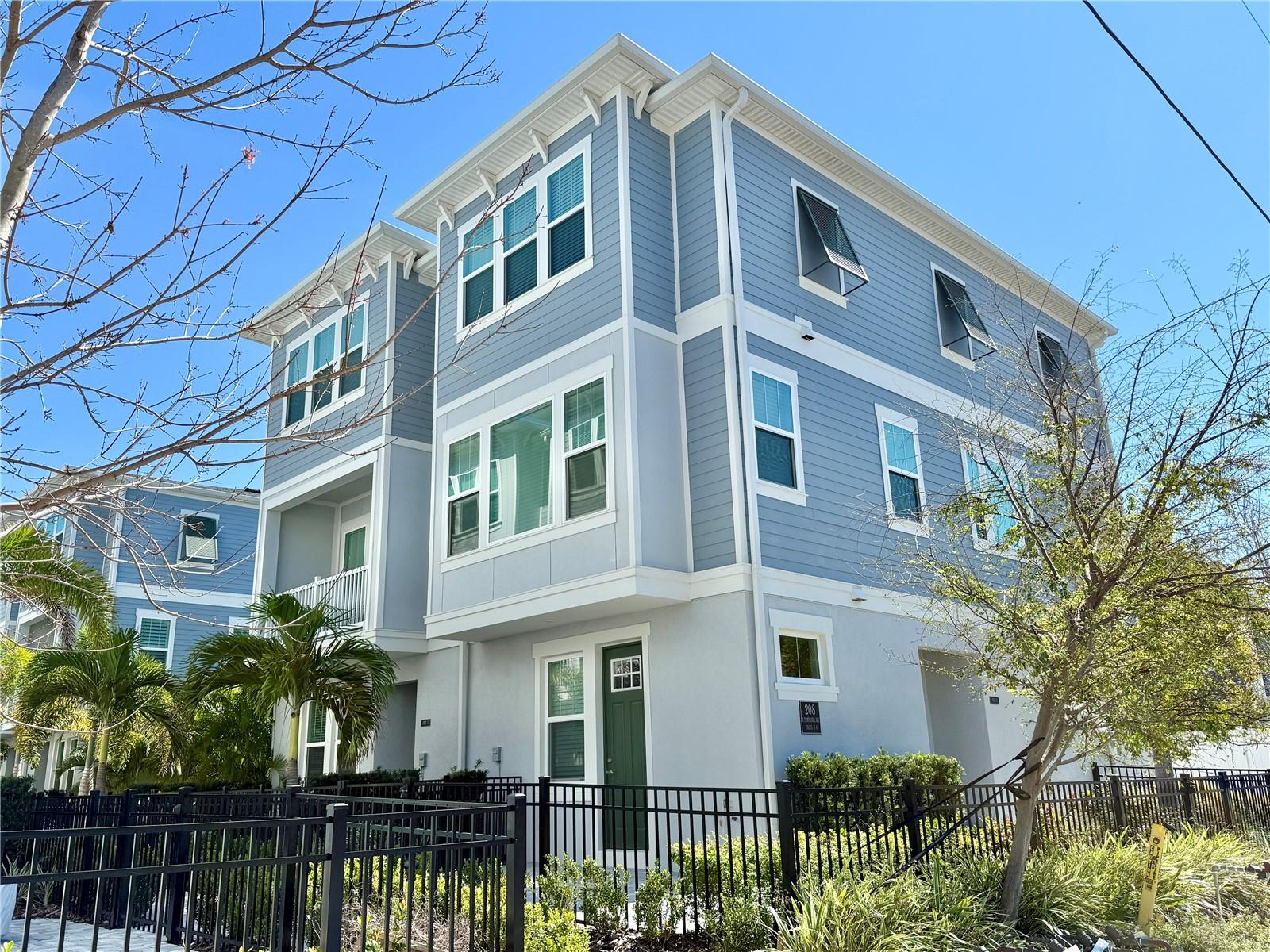 208 S Tampania Ave #4 Property Photo