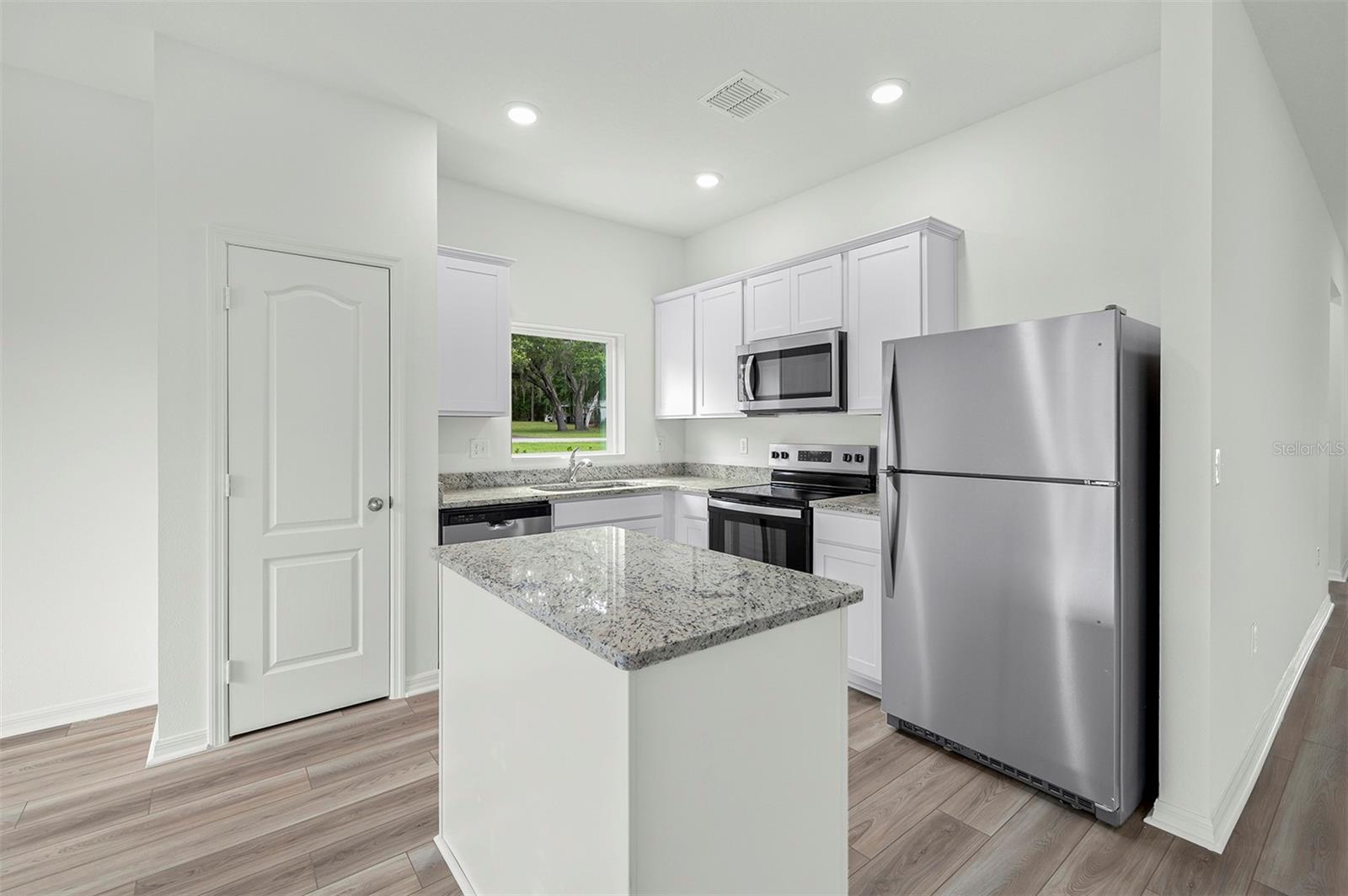 13276 Tula Loop Property Photo 3