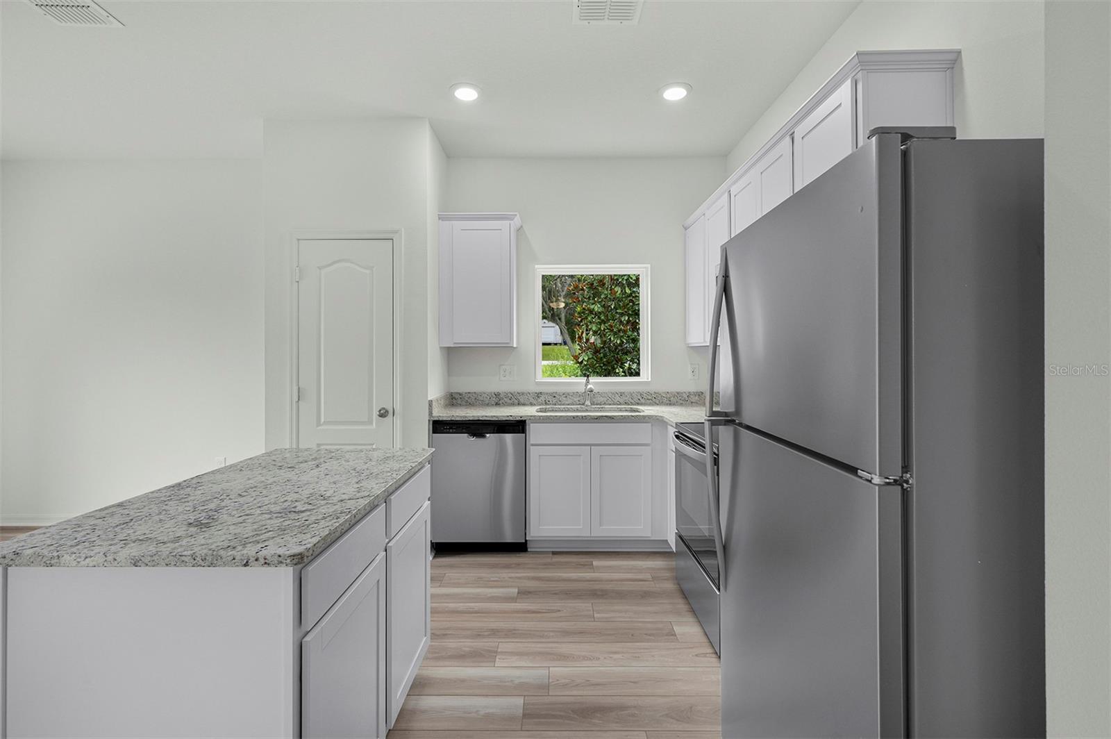 13276 Tula Loop Property Photo 5