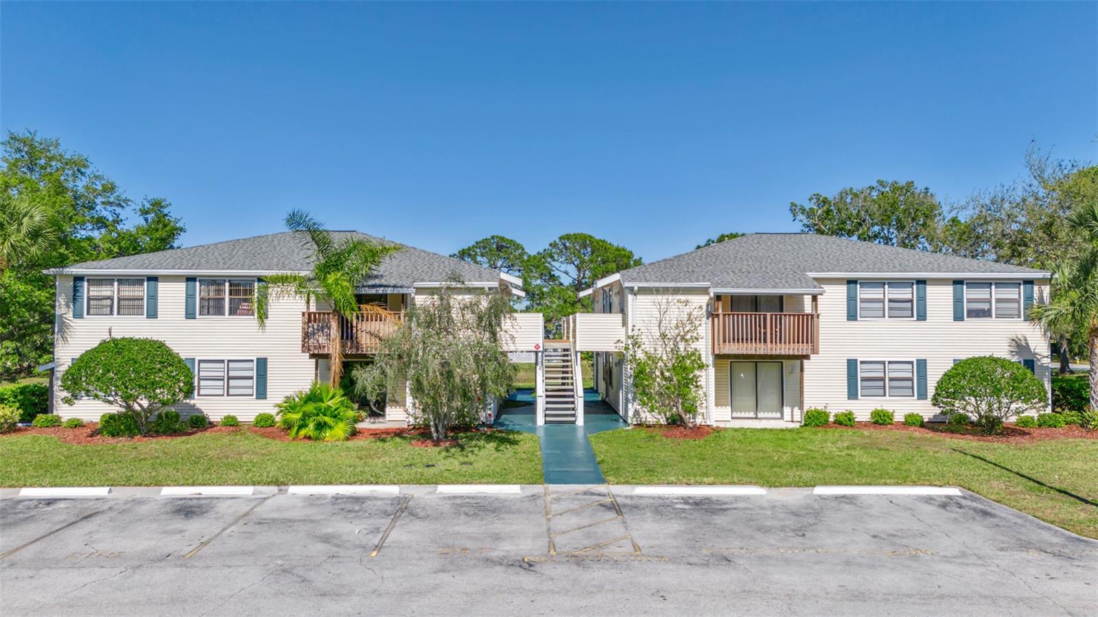 122 Loblolly Ct #c Property Photo