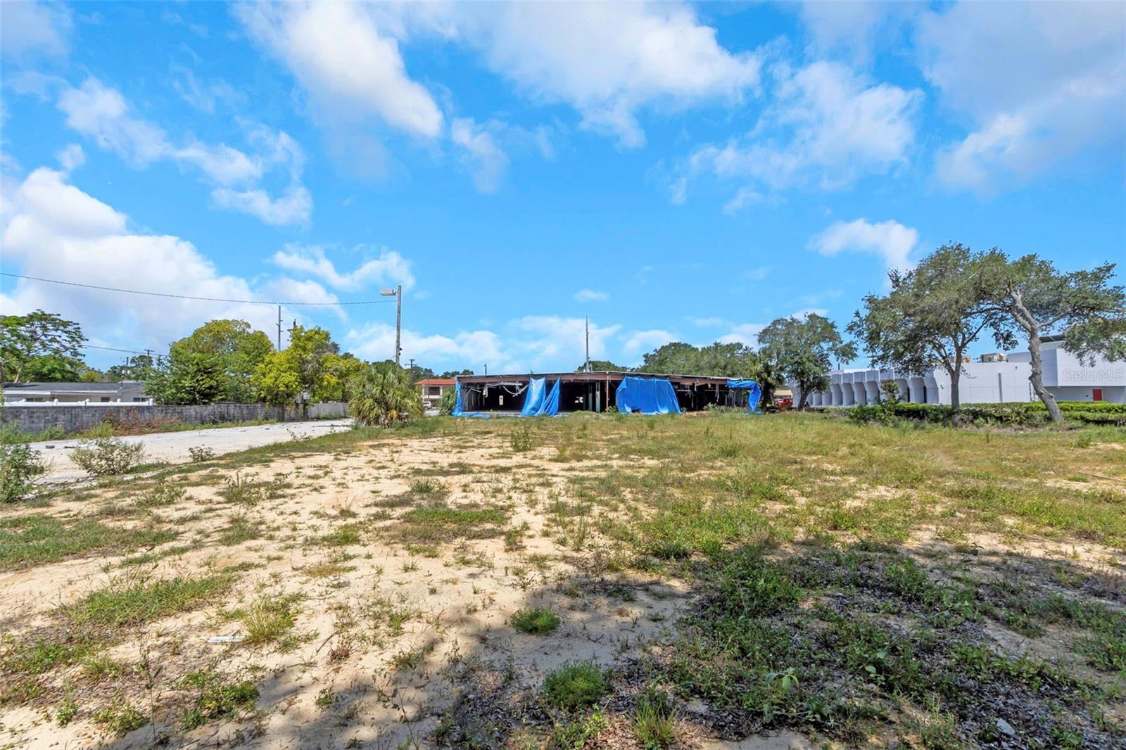 2711 N Macdill Ave Property Photo 5