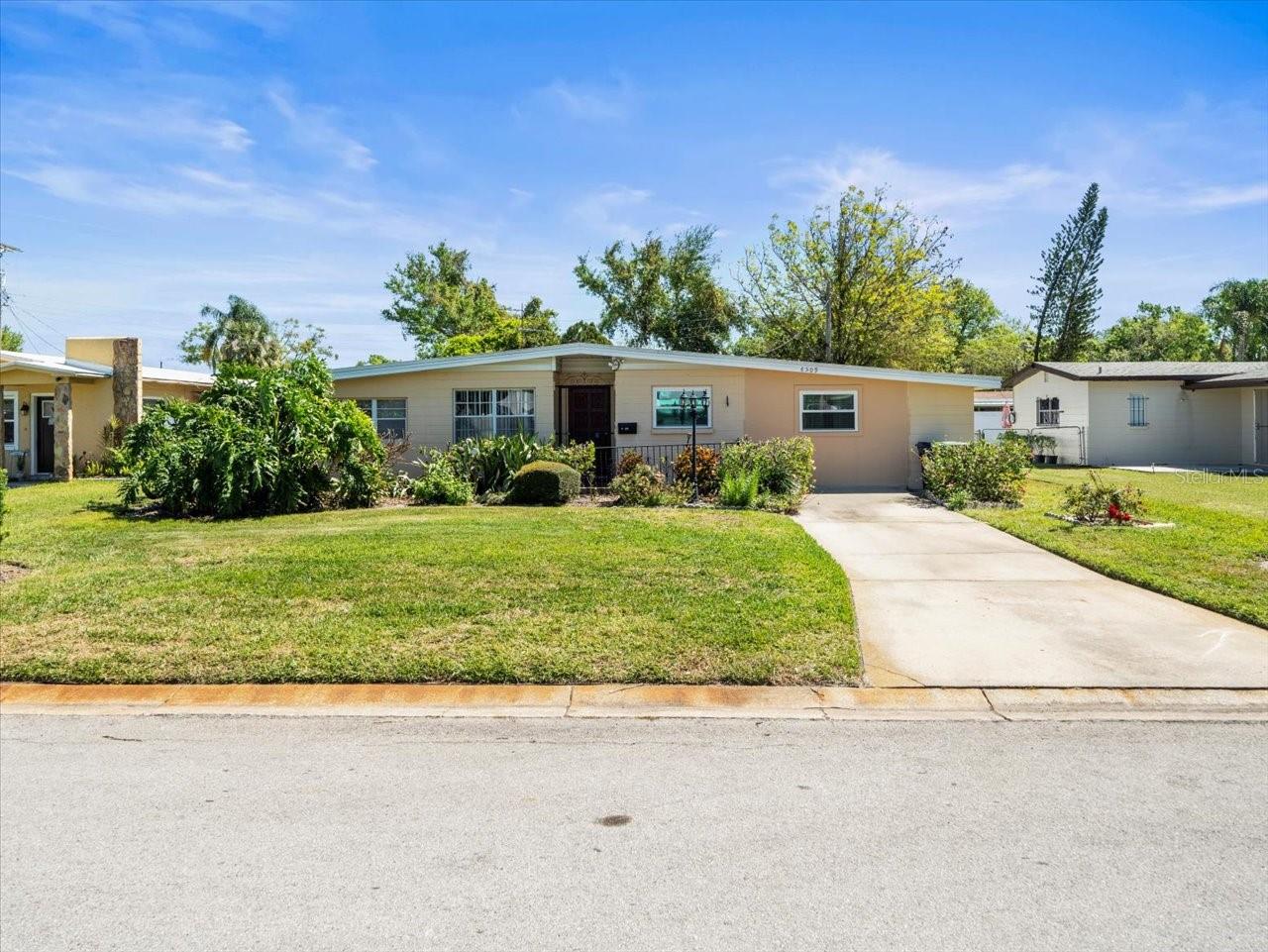 4509 N Saint Vincent St Property Photo