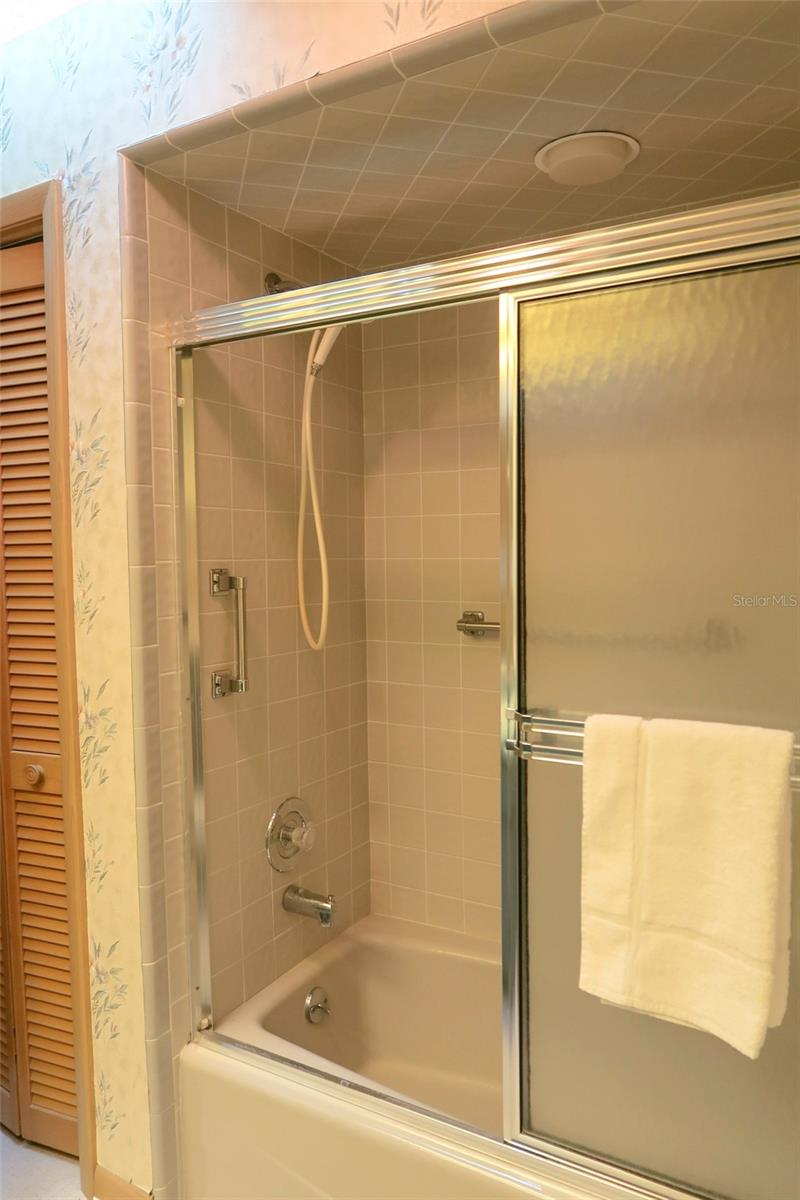 44 Golfview Ct Property Photo 9