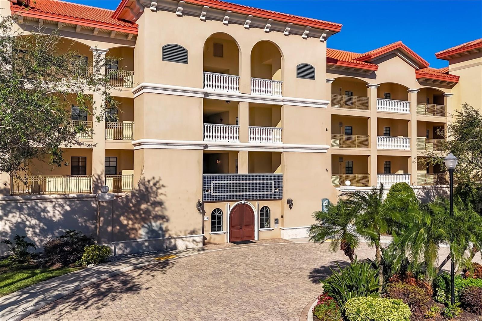 7710 LAKE VISTA CT #205 Property Photo 1
