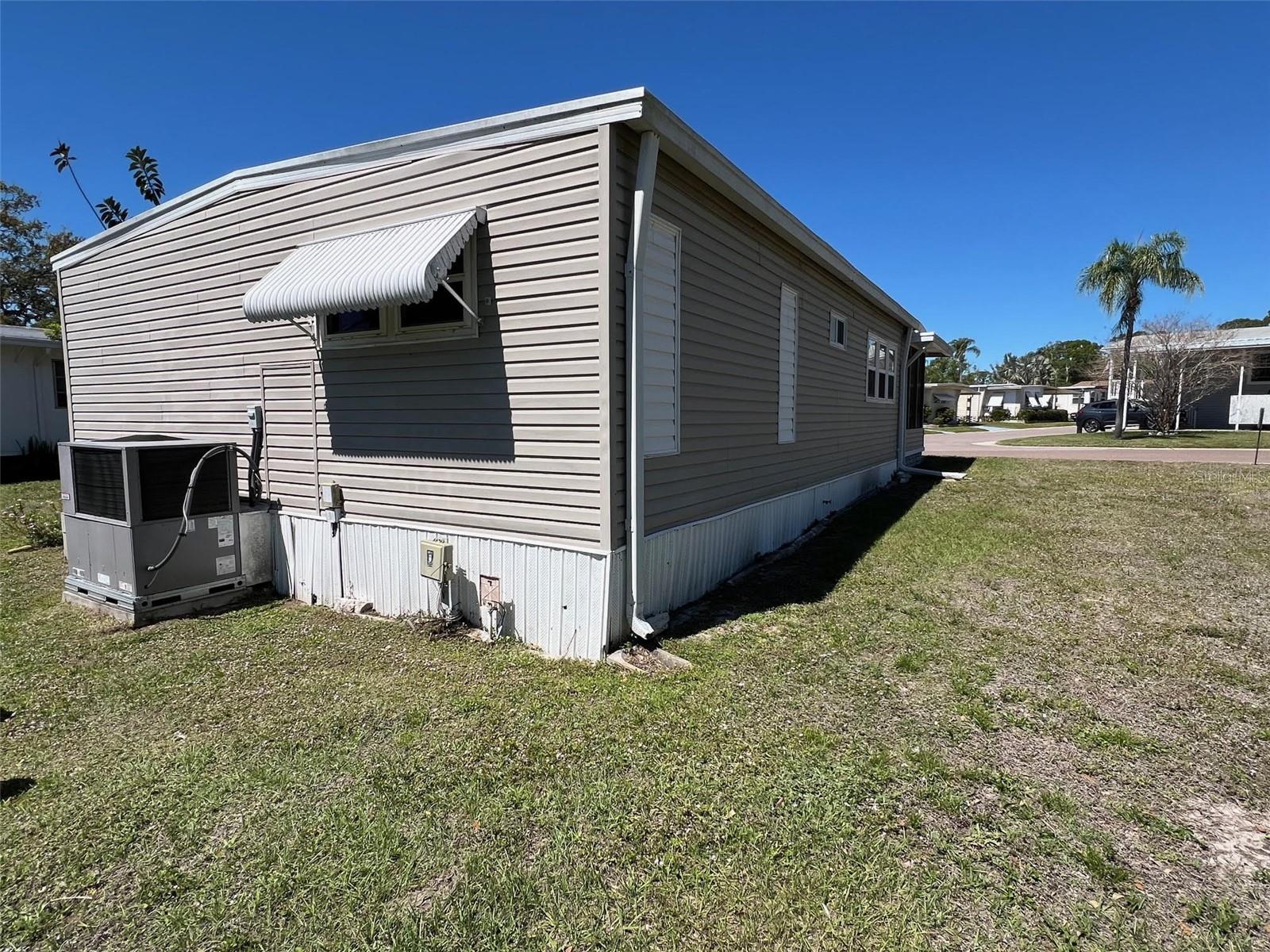 29250 Us Highway 19 N #294 Property Photo 5
