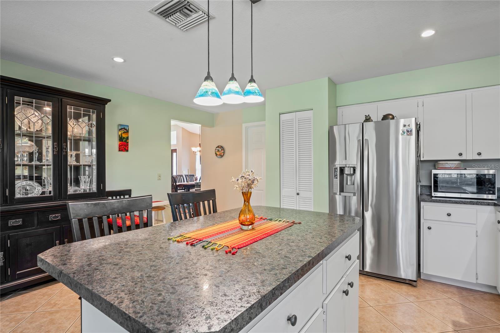 4255 N Mae West Way Property Photo 13