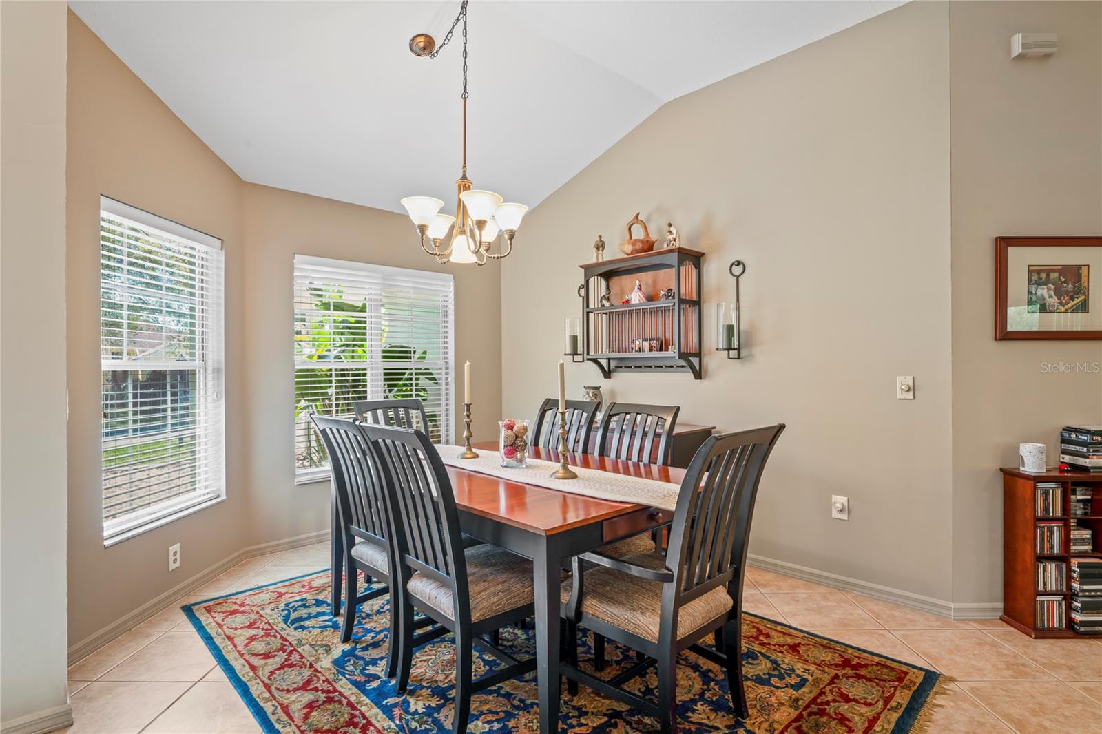 4255 N Mae West Way Property Photo 18