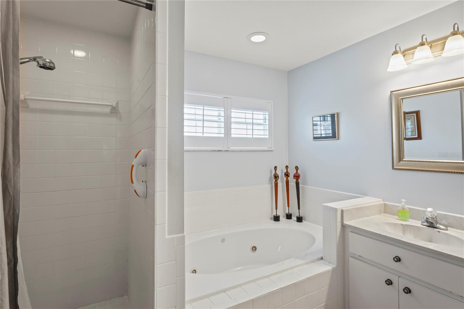 4255 N Mae West Way Property Photo 24