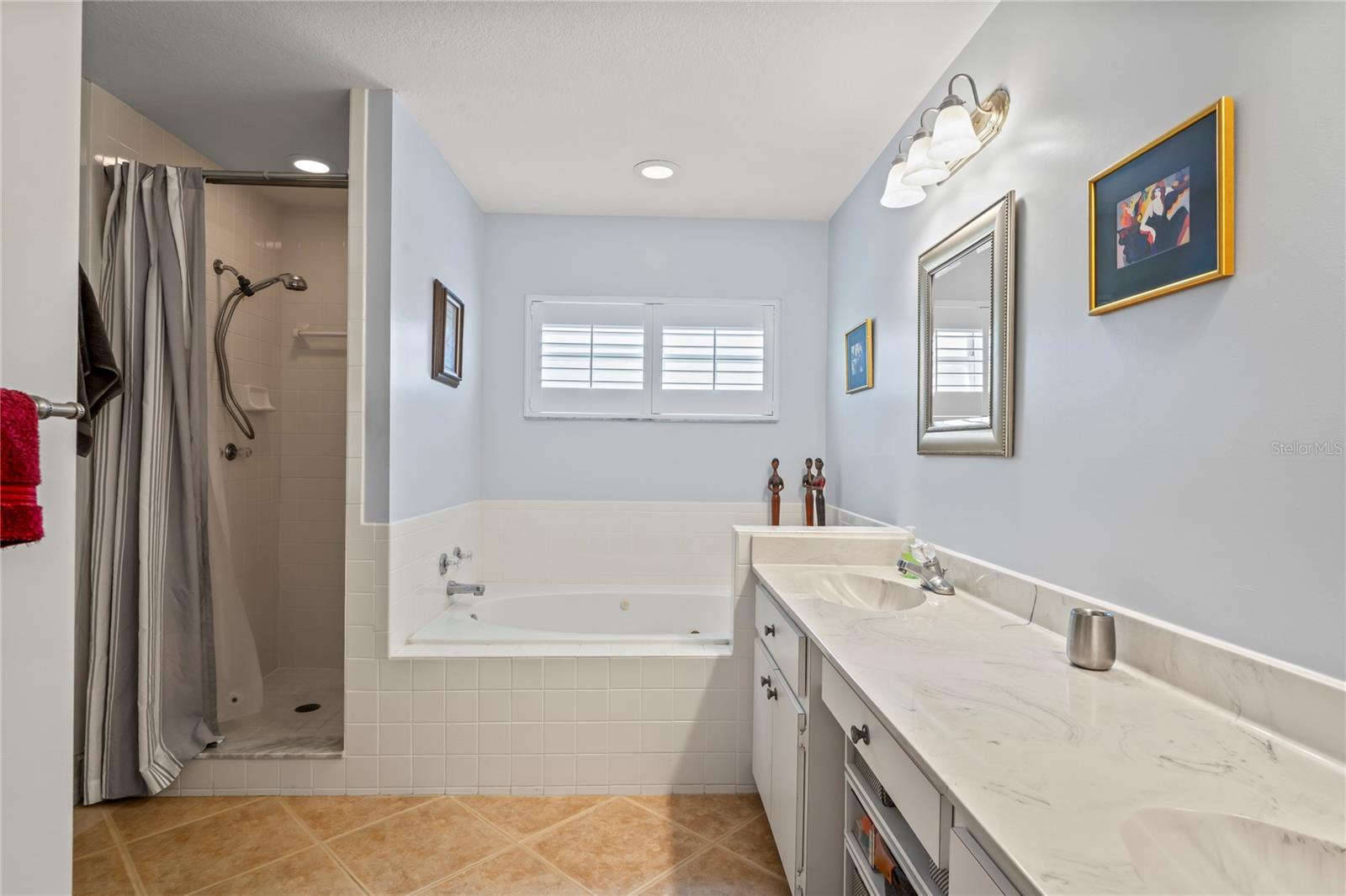 4255 N Mae West Way Property Photo 26