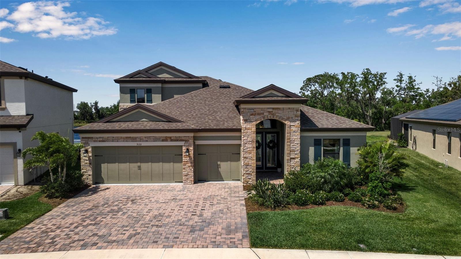 9133 Warm Springs Cir Property Photo
