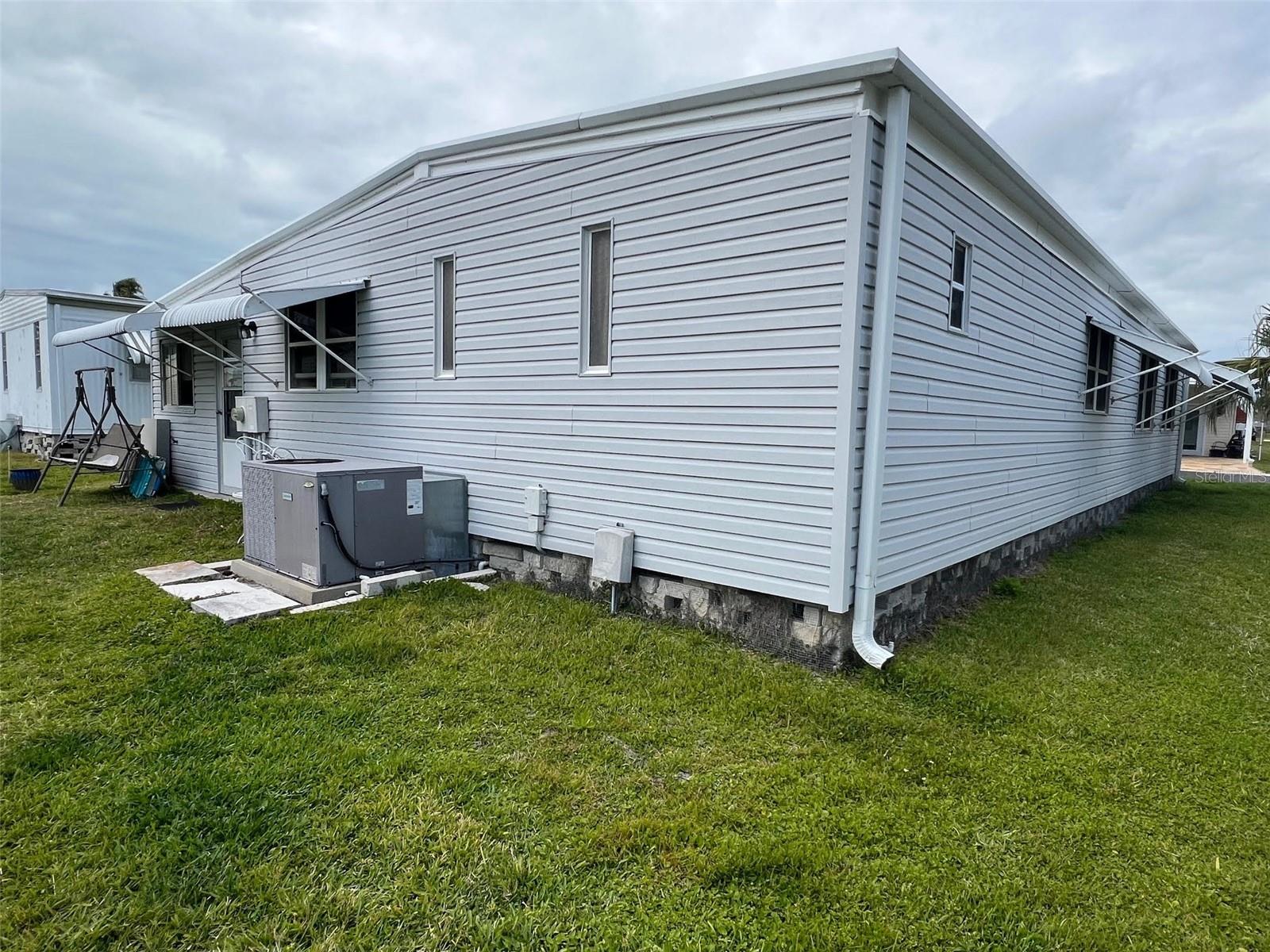709 Sugar Palm St Property Photo 5