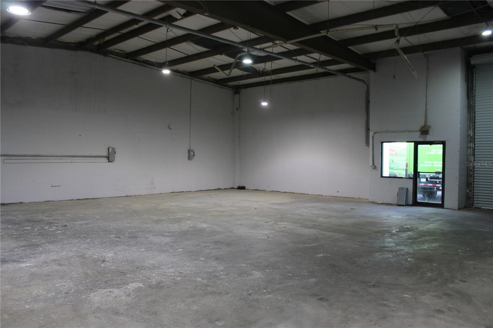 977 Withlacoochee St #d Property Photo 4